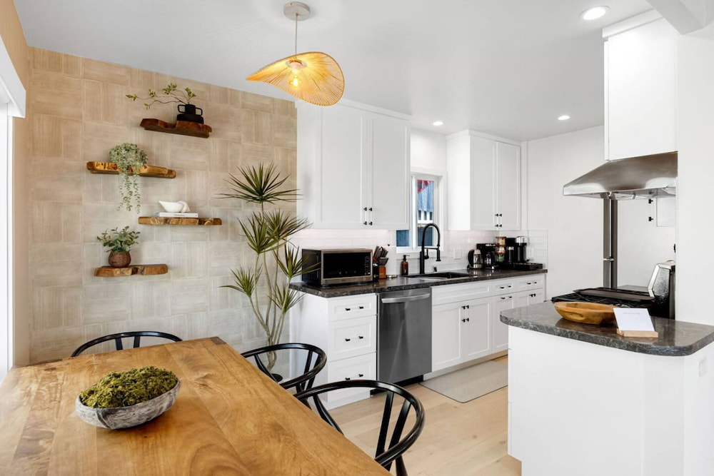 The Drift Manhattan Beach Luxury Design Steps to the Beach
