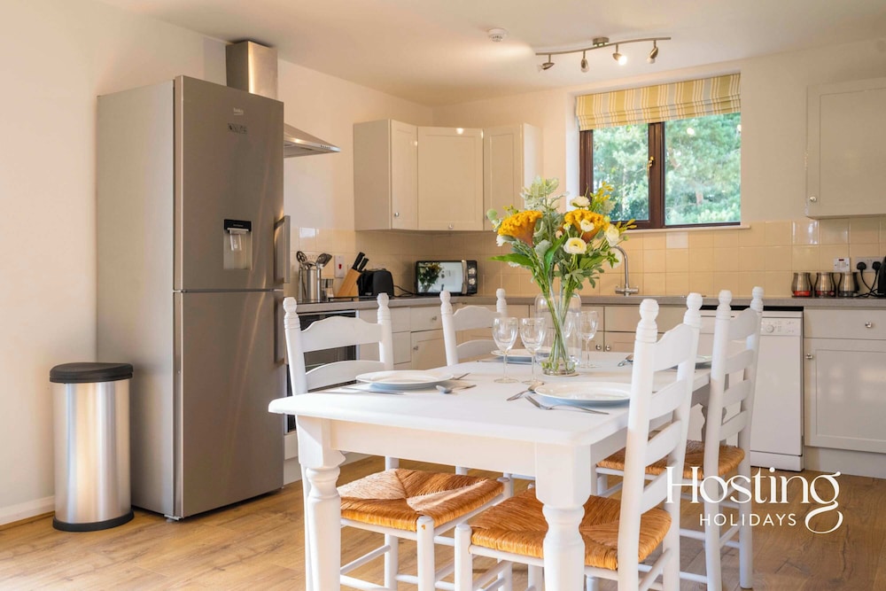 Walkers Lodge In The Heart Of The Chilterns With Incredible Views