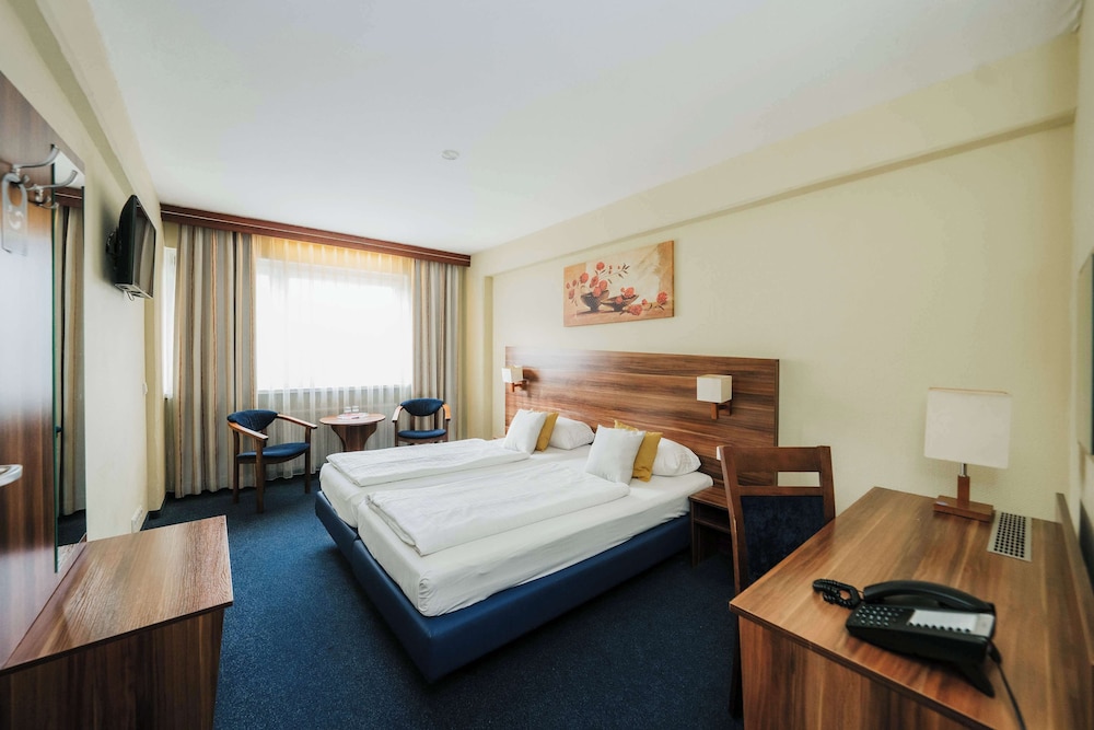 Frankfurt Vacations - Savoy Hotel Frankfurt - Property Image 42