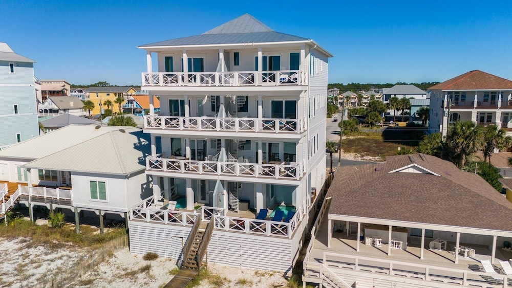 Joy By The Sea 5 Bedroom Home