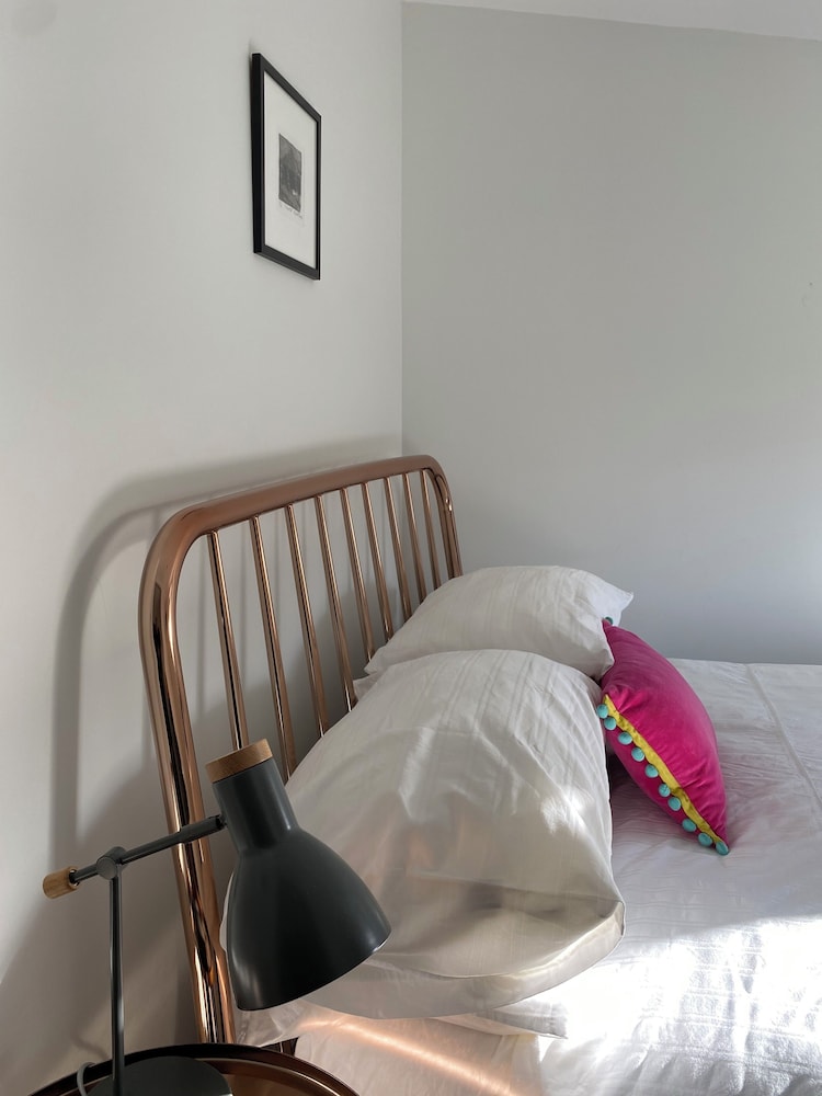 Fabulous Holiday Home by the sea in Ancient Crail view 4