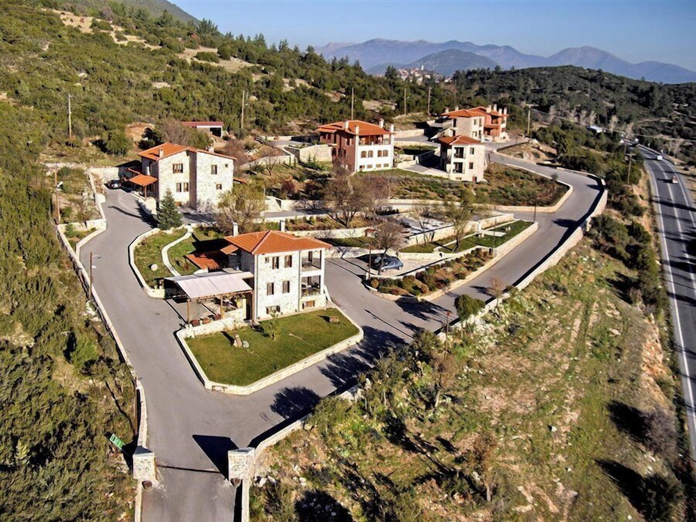Menalia Villas & Suites