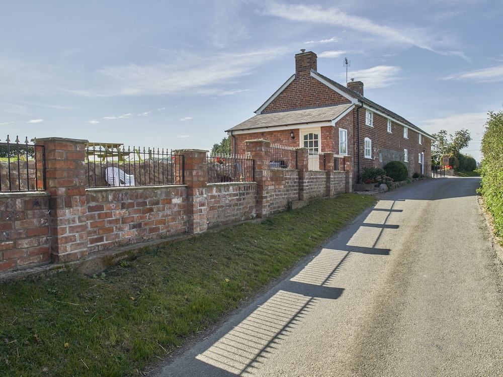 Conquer Hall