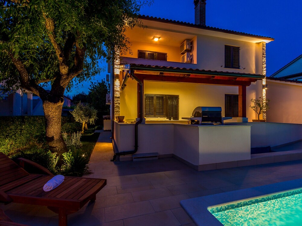 Holiday Home in Pula With Pool