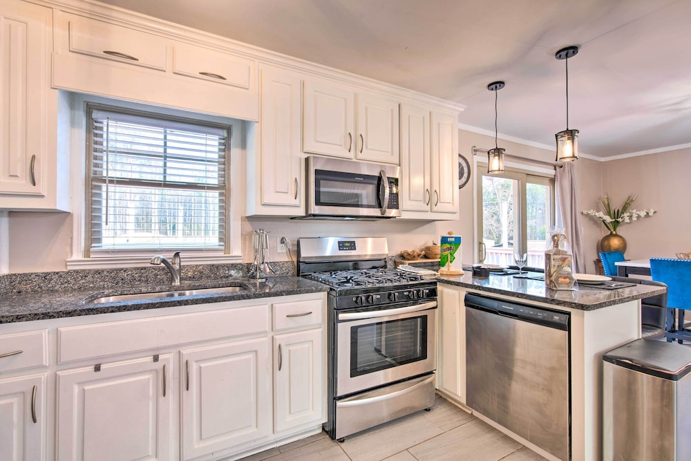 Metro Atlanta Vacation Home Rental w/ Deck