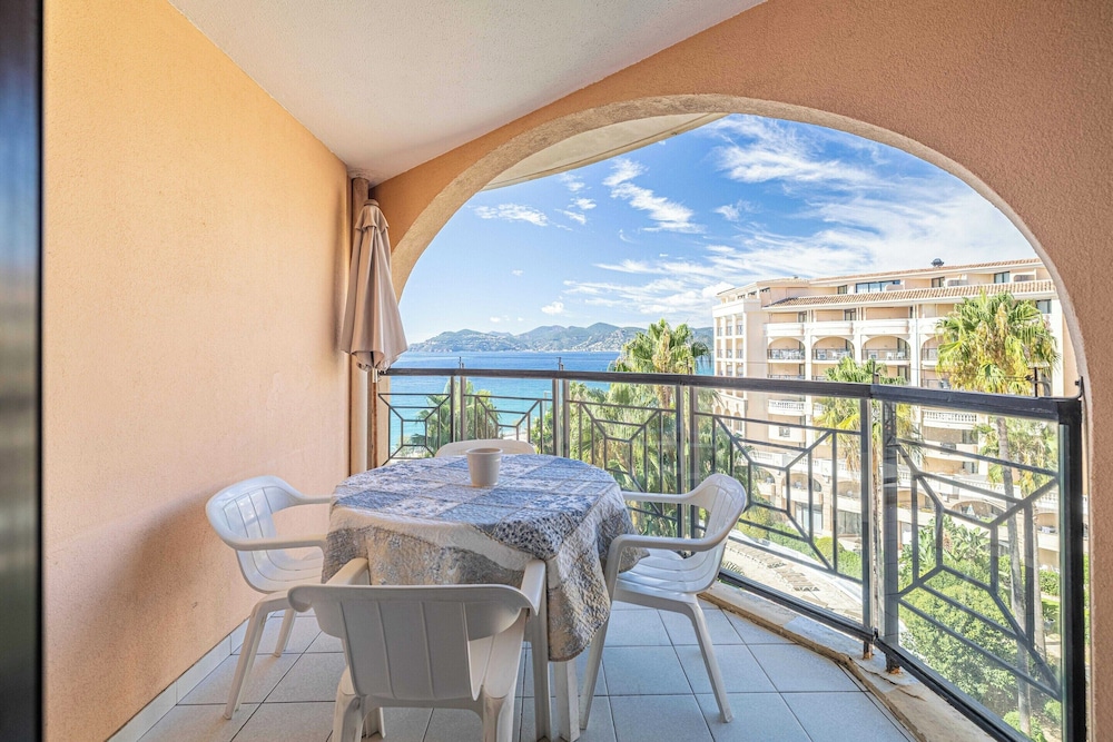 Charming Flat With sea View - 1BR - 2P - Cannes