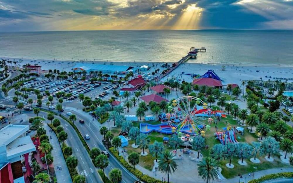 Blue Haven near Downtown Ybor Beachs