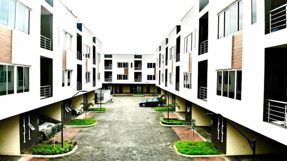 Keji's Shortlet Apartment