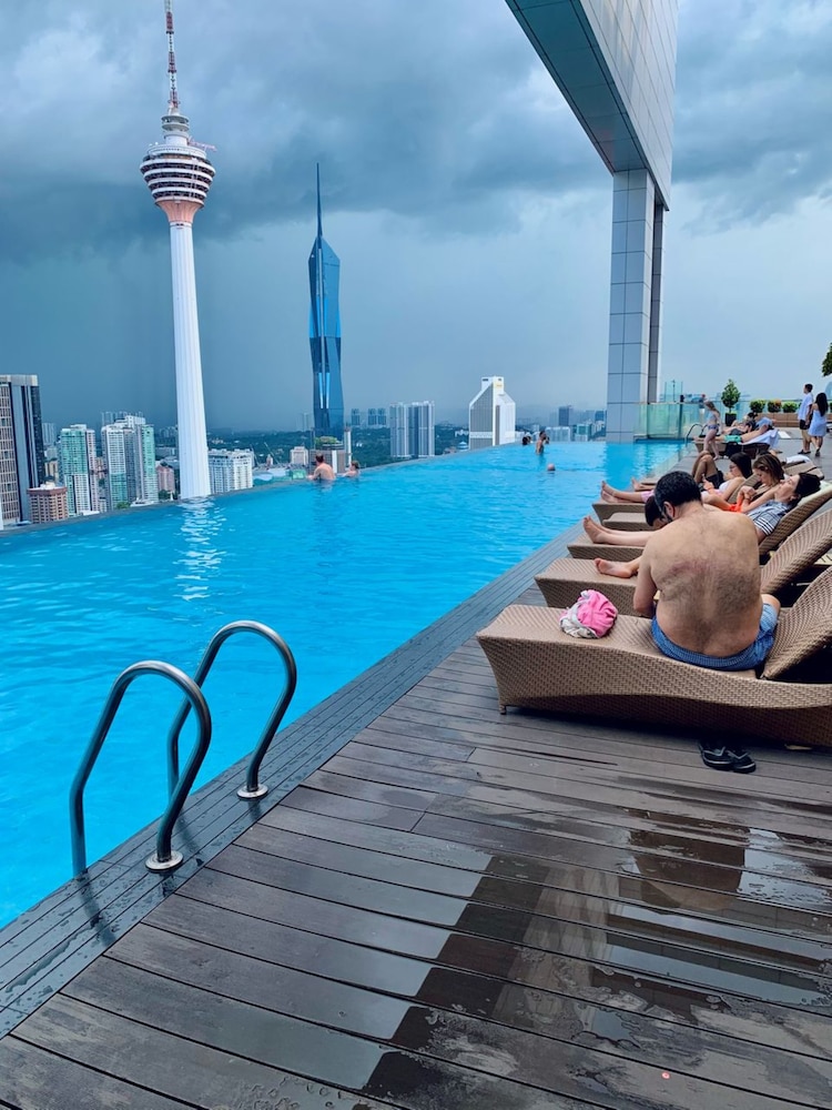 WELL-SHAPED Suites At PLATINUM KLCC
