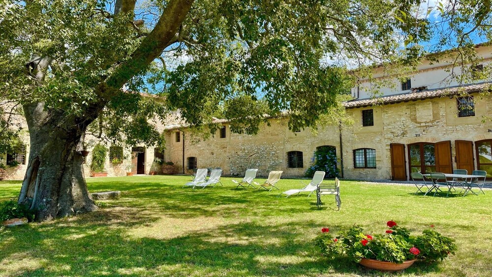 Beautiful Exclusive Pool Villa - Close to Spoleto bar Shops, Restaurants - Property Image 38