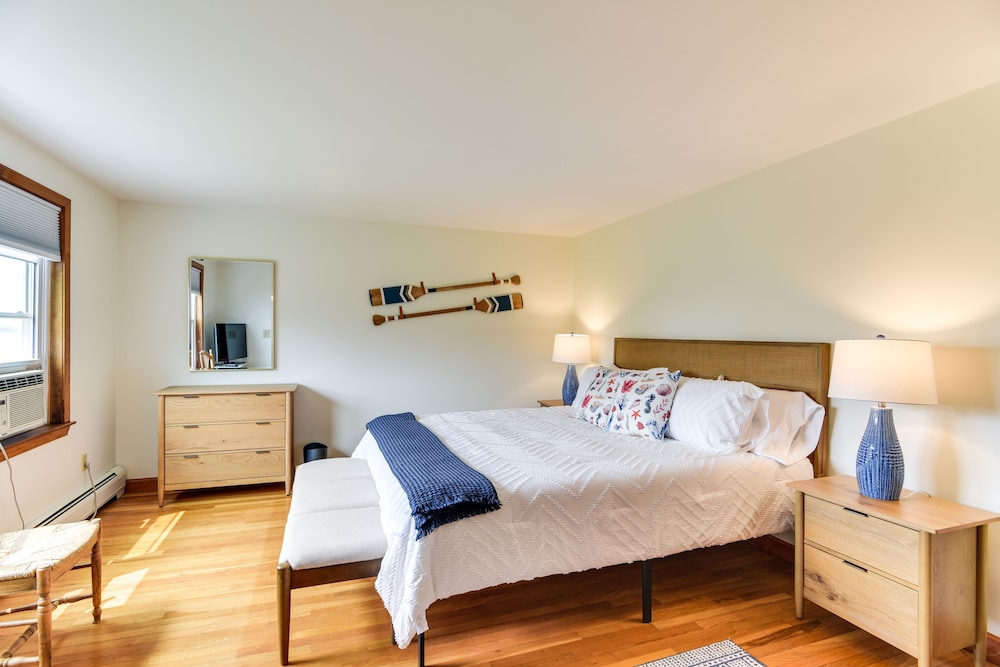 Waterfront Massachusetts Vacation Rental w/ Deck