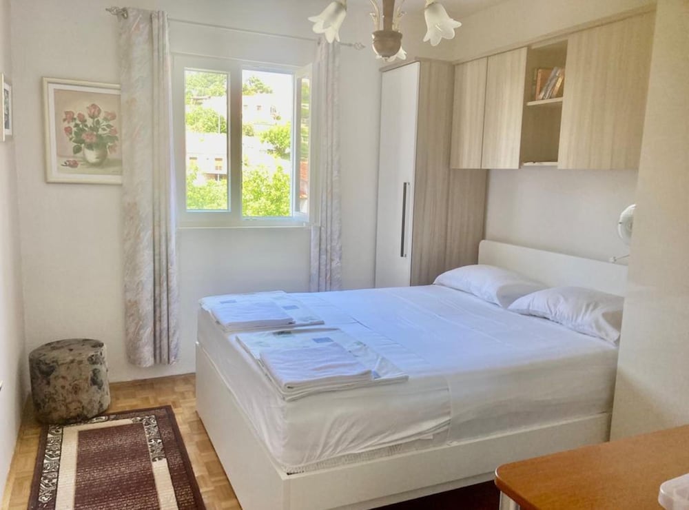 Apartments Sunshine Sutivan