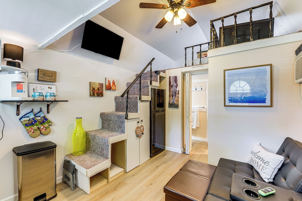 Pet-friendly Raleigh Tiny Home w/ Patio