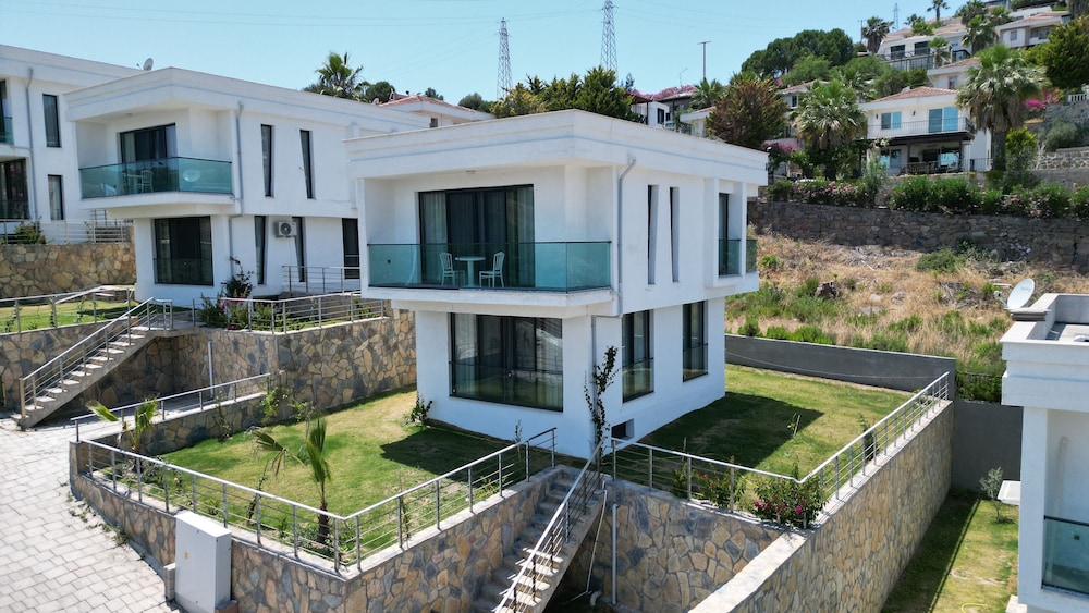 Angel Houses 1