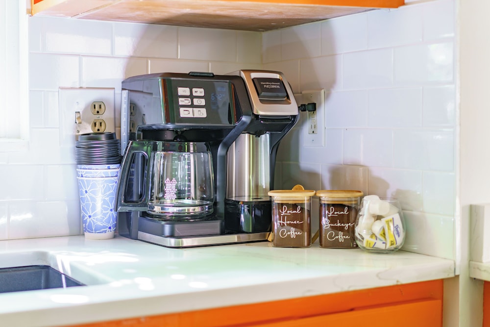 Jungle House Boutique Suites – Short North & Convention Center