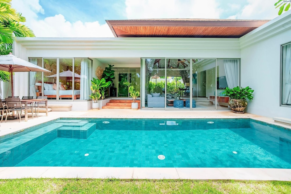 Trichada Stylish Private Pool Villa 3, Bang Tao