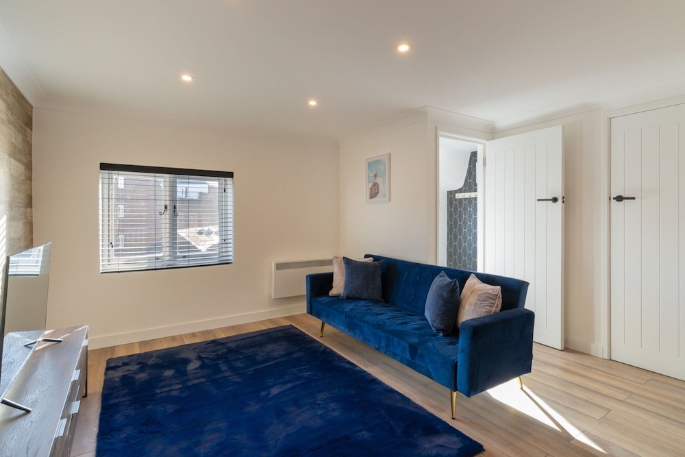 Host Stay Grand Parade