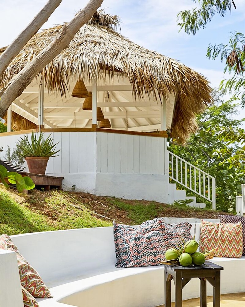 Calabash Bay Four Bedroom Villa