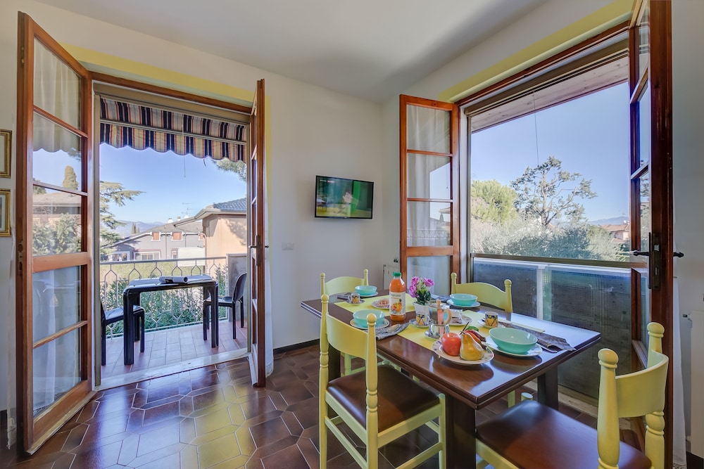 Villa Fiorita - Apt 4 - Mimosa