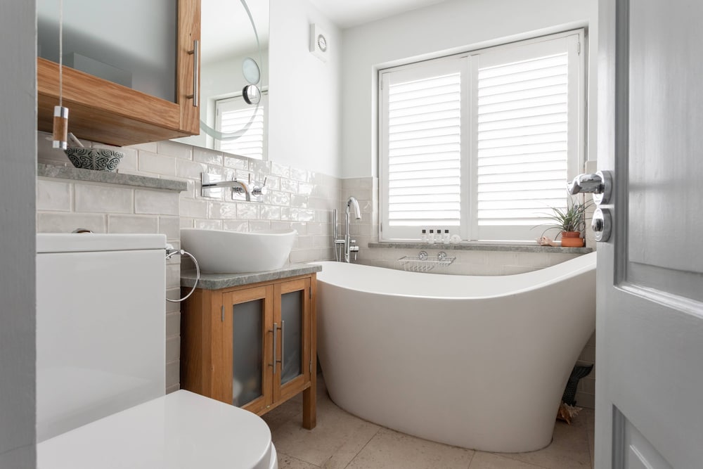 Molyneux Street II by Onefinestay