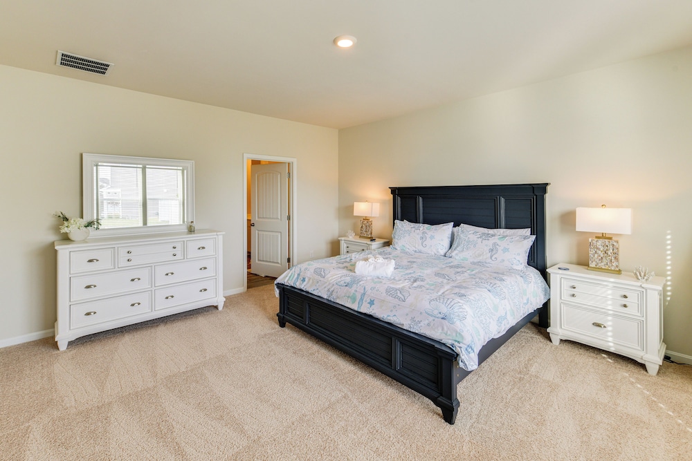 5 Mi to Bethany Beach: Home w/ Pool + Gym Access!