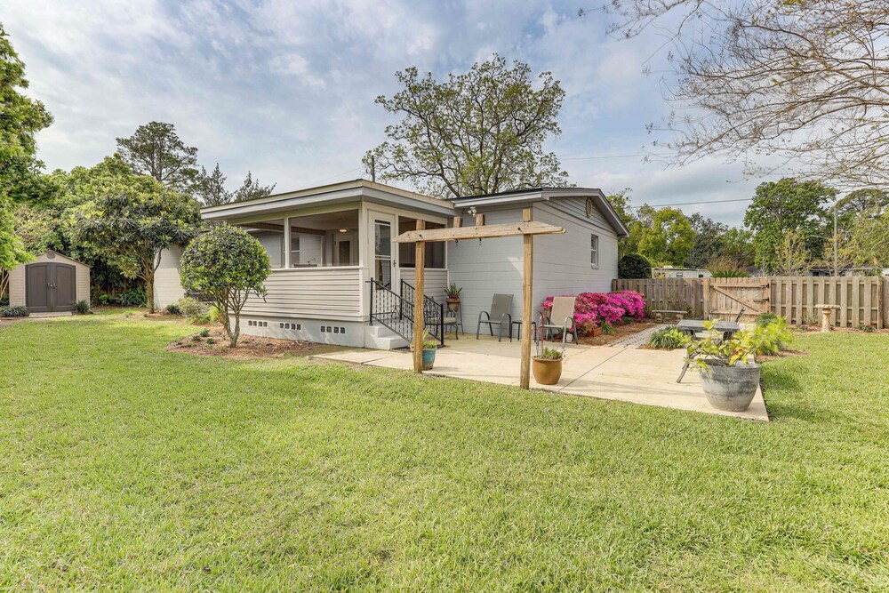 Family Home 5 Mi to Riverwalk & Jaguars Games!