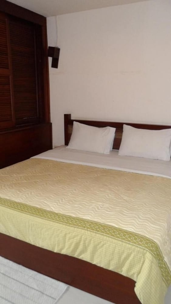 Bautong Lodge Guest House