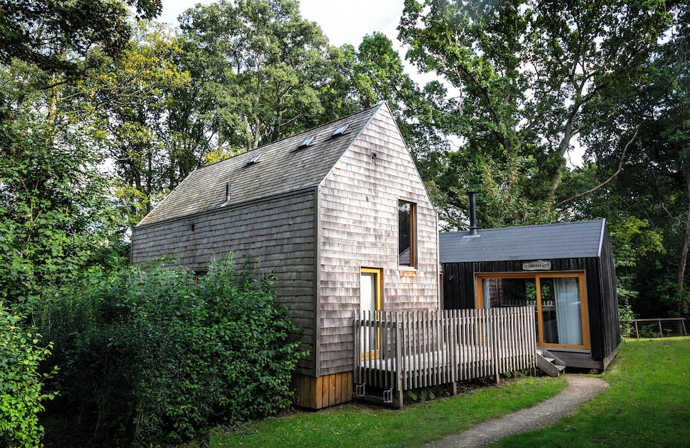 Lodge 8