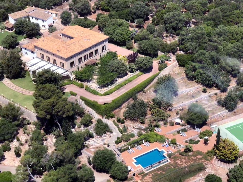 Pollensa Vacations - Hotel Llenaire - Property Image 24