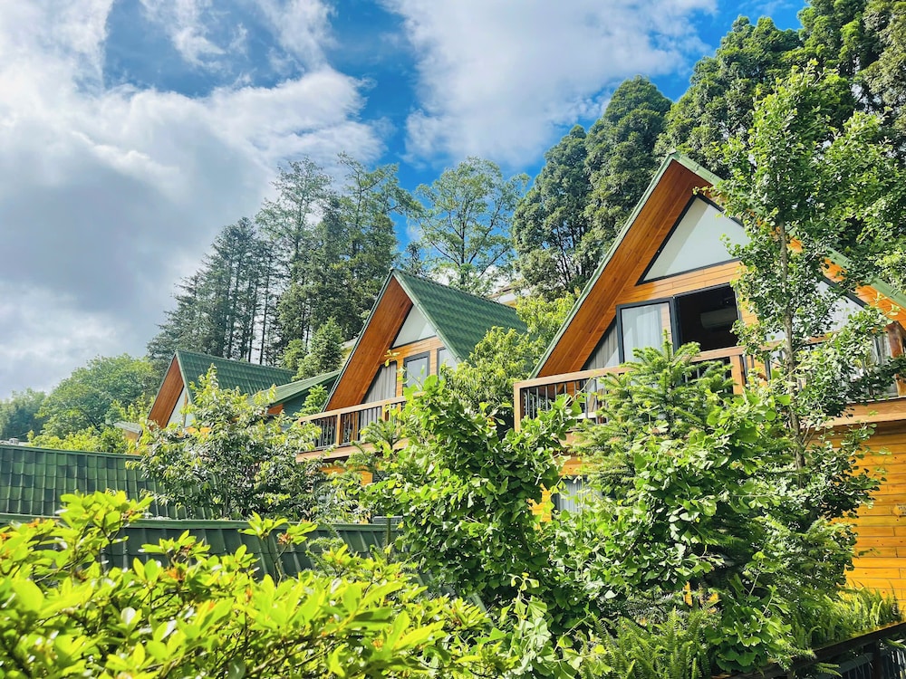 SAPA PINE HILL ECOLODGE