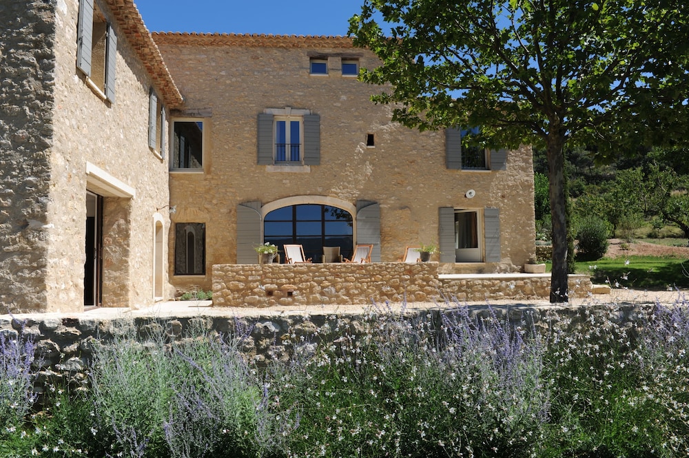 La Couleur des Vignes view 3