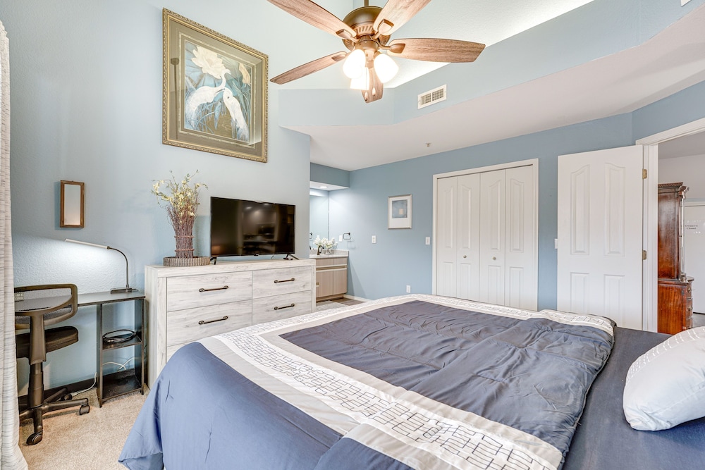 Updated Branson Condo w/ Lake Taneycomo Views!
