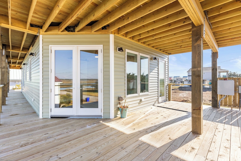 Salt & Lime by Topsail Realty