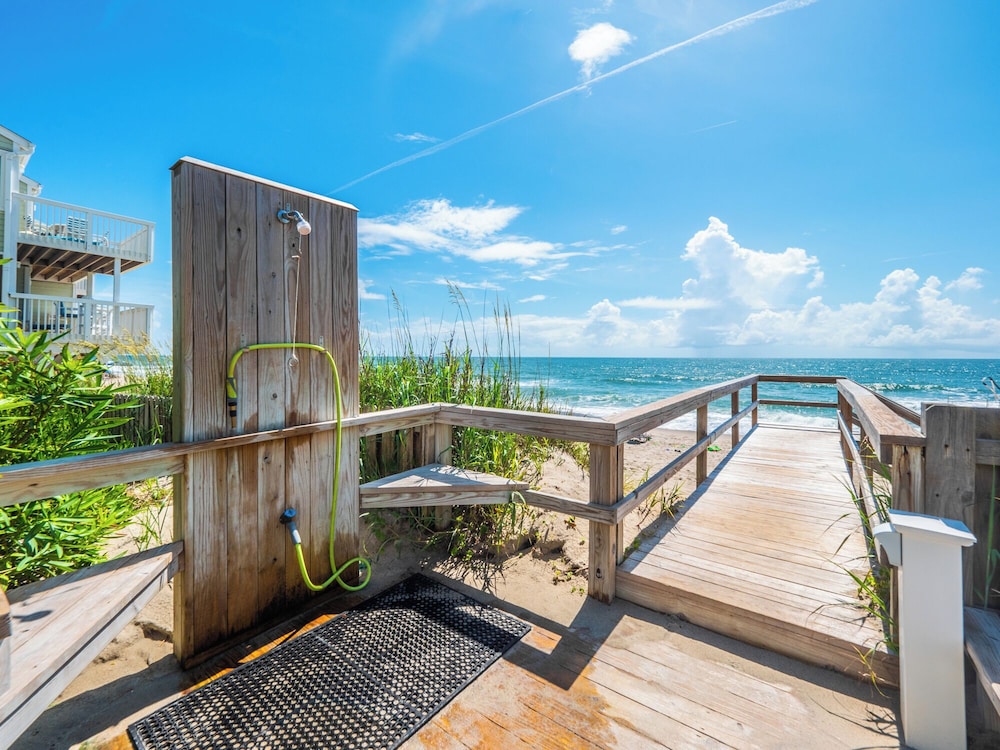Ocean Dunes by Carolina Retreats