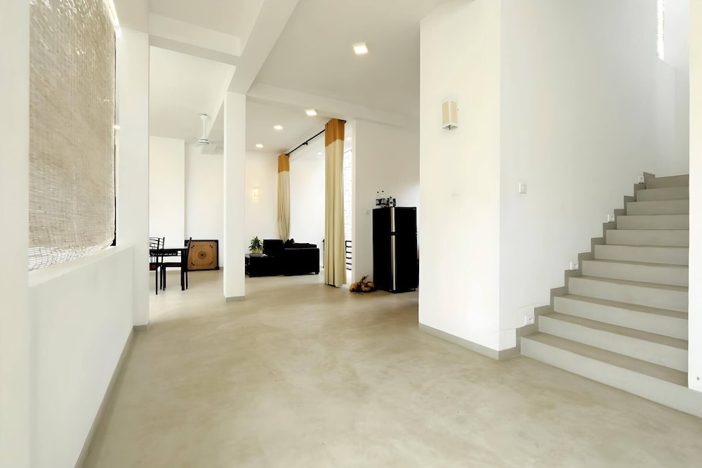 Room in Guest Room - Serene Oasis in Galle - Tranquil Retreat With Breathtaking Views