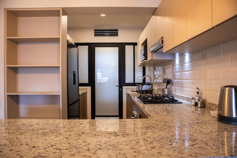 Charming 3BR w Amazing Pool in Miraflores