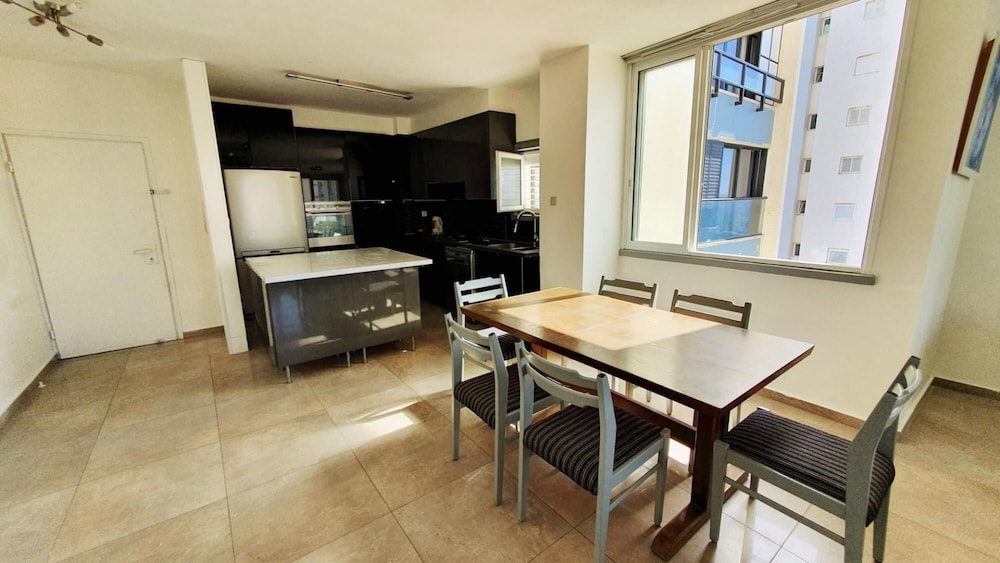 Masaryk Musk in Bat Yam view 3