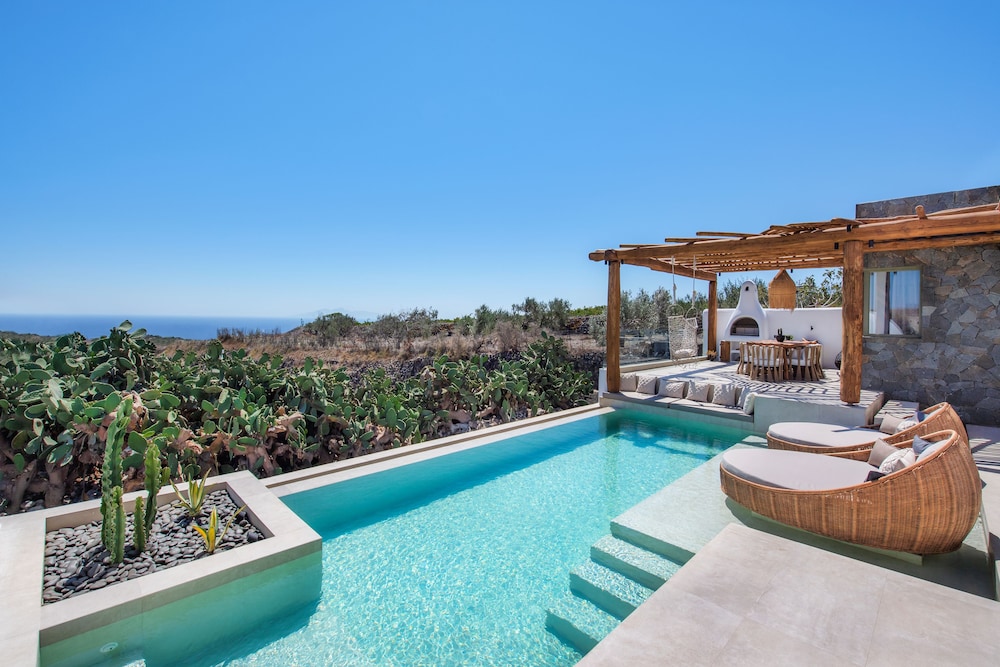 Ayama Hideaway Villa by Calm Collection