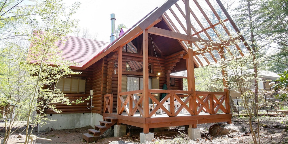 Runesu Karuizawa