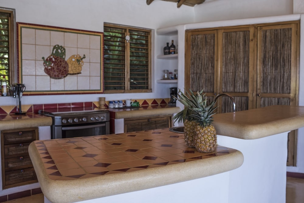 Villa Pina by Hostelsmates