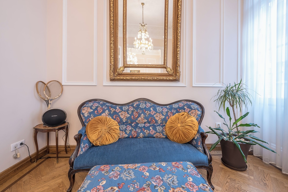 The Rare Luxury Gem in Kolonaki Sq - near Syntagma