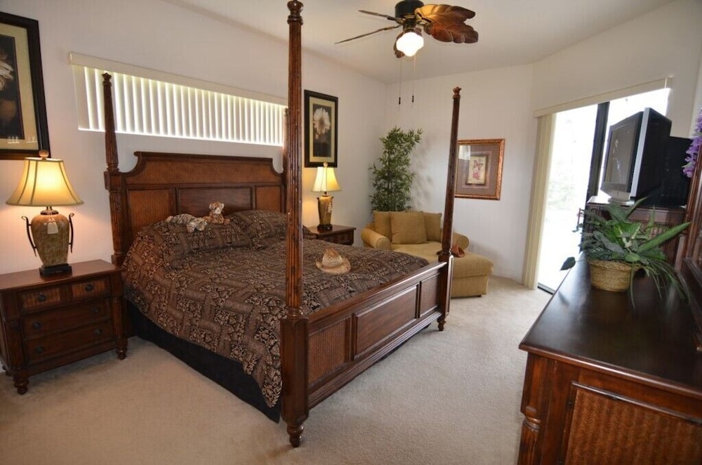 Legacy Park 5 Bedroom Villa by RedAwning - Image 3