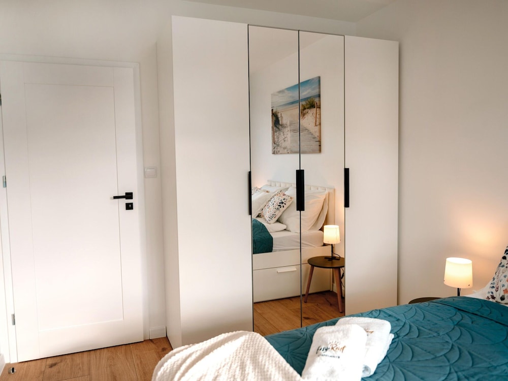 Apartment in Dziwnow by the River & Beach view 5