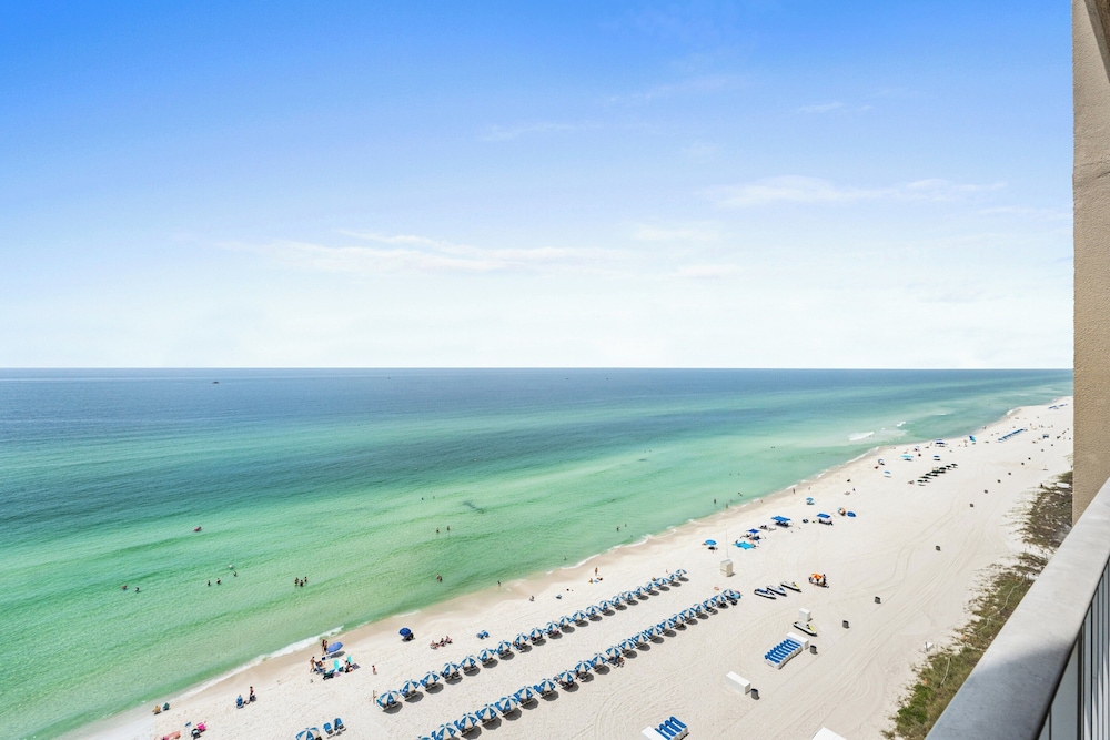 Tidewater by Book That Condo