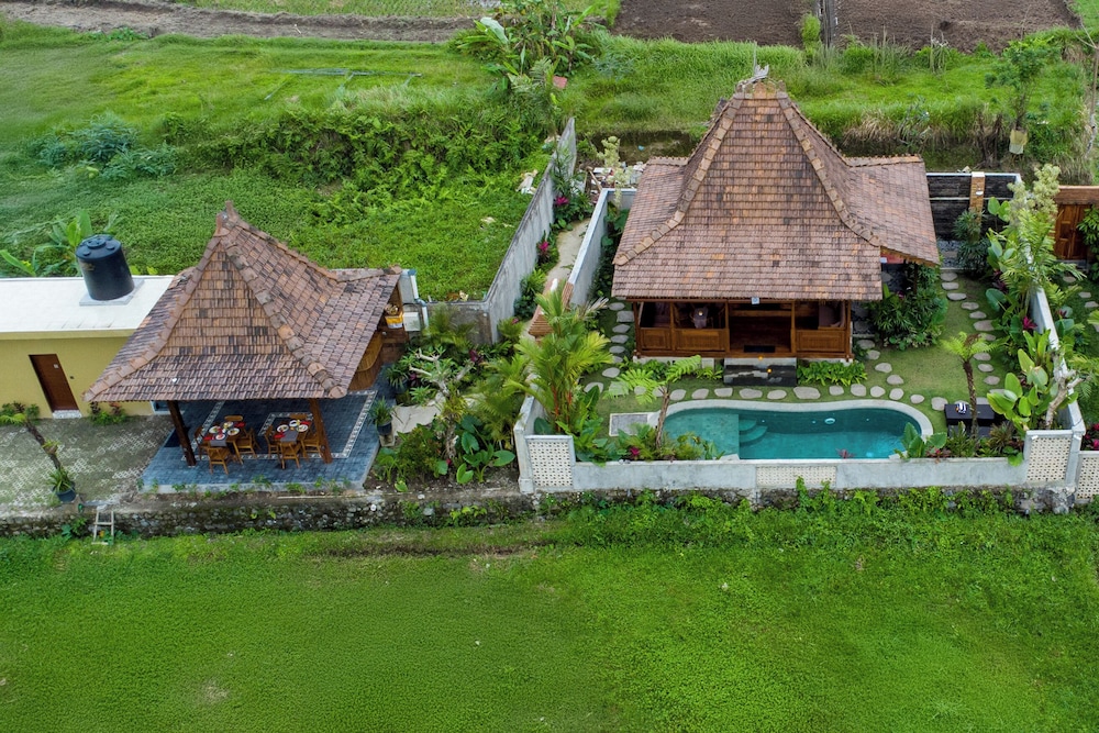 Embun Pagi Wooden Private Villas Ubud