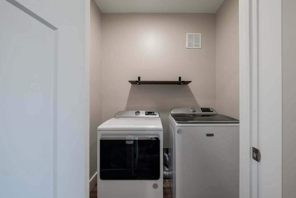 Downtown Brevard Retreat &Cyclists Dream