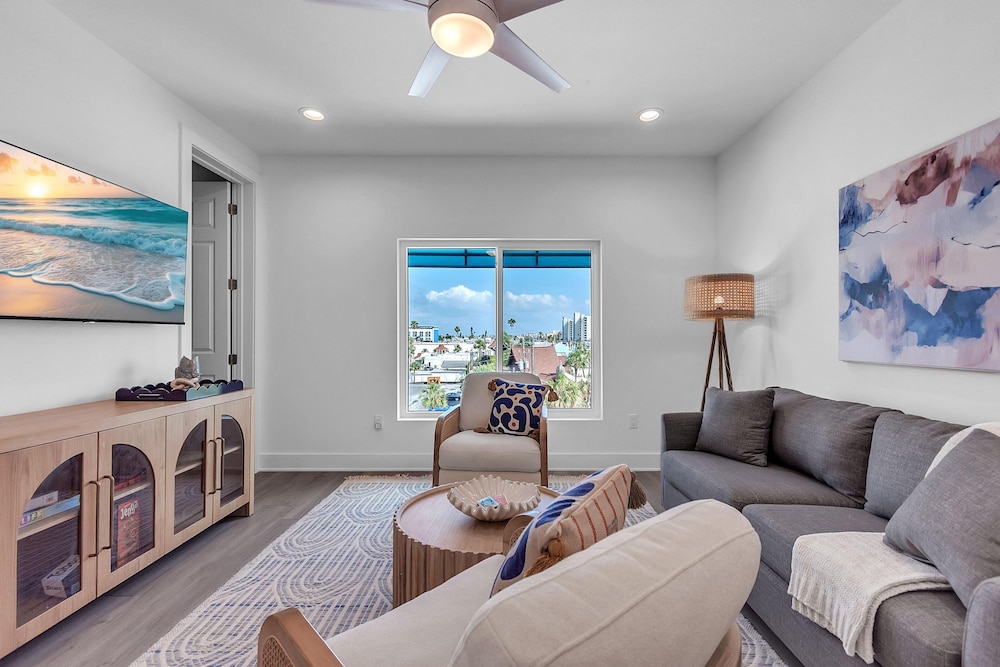 Azul Townhomes A3 and A4 Sunrise-sunset
