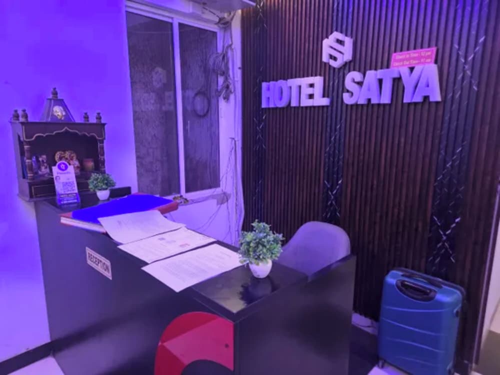 Fabhotel Satya