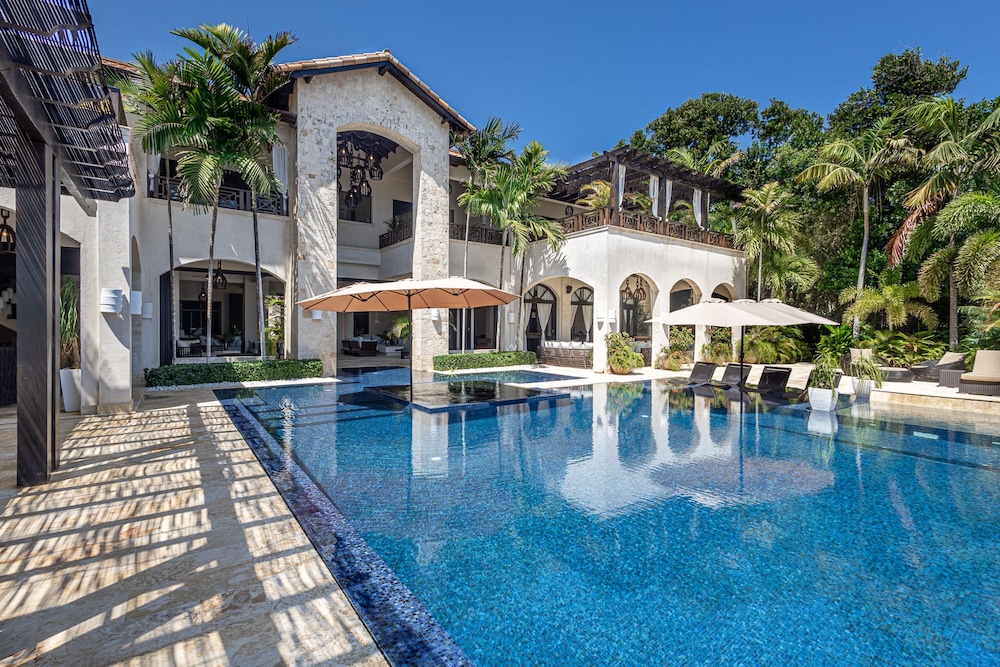 Villa Tres Amarras The Pinnacle of Exclusivity