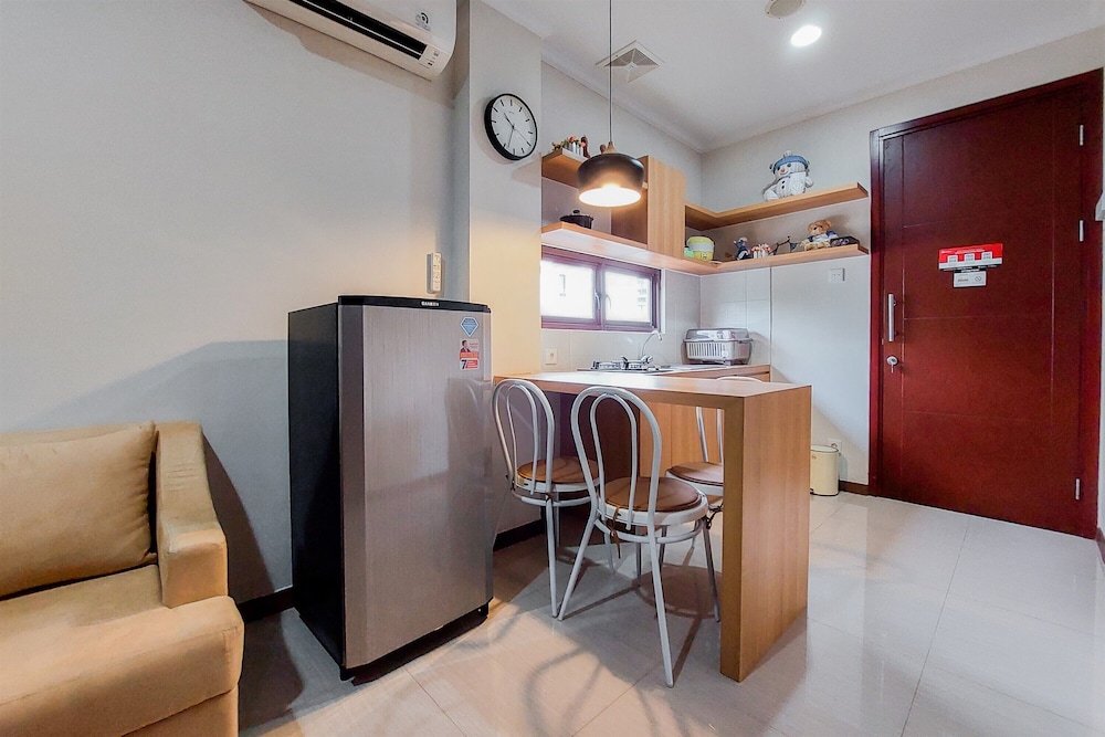 Comfort And Modern 2Br At Asatti Apartment view 3